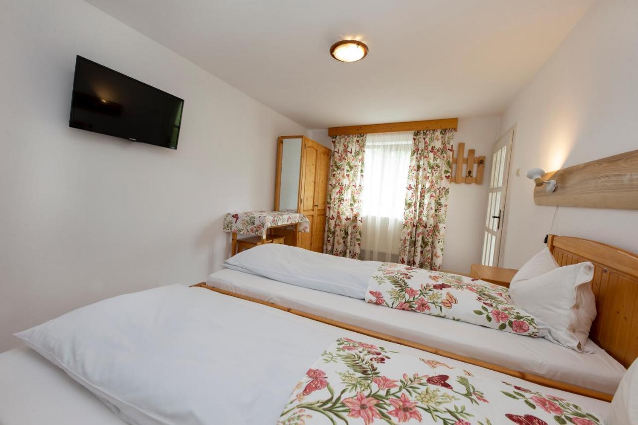 Carmi House Hotel Tohanu Nou Eksteriør billede